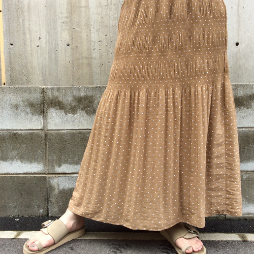 CLOCHE／ドットロングスカート