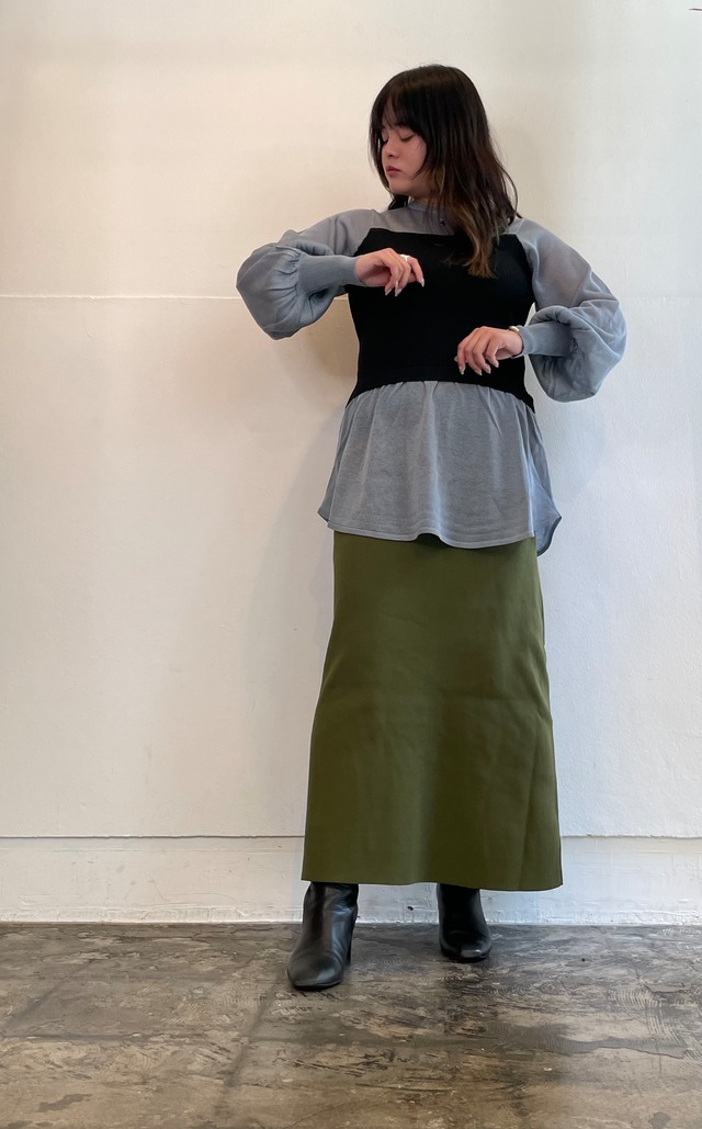 ROSIEE／カラーニットIラインスカート